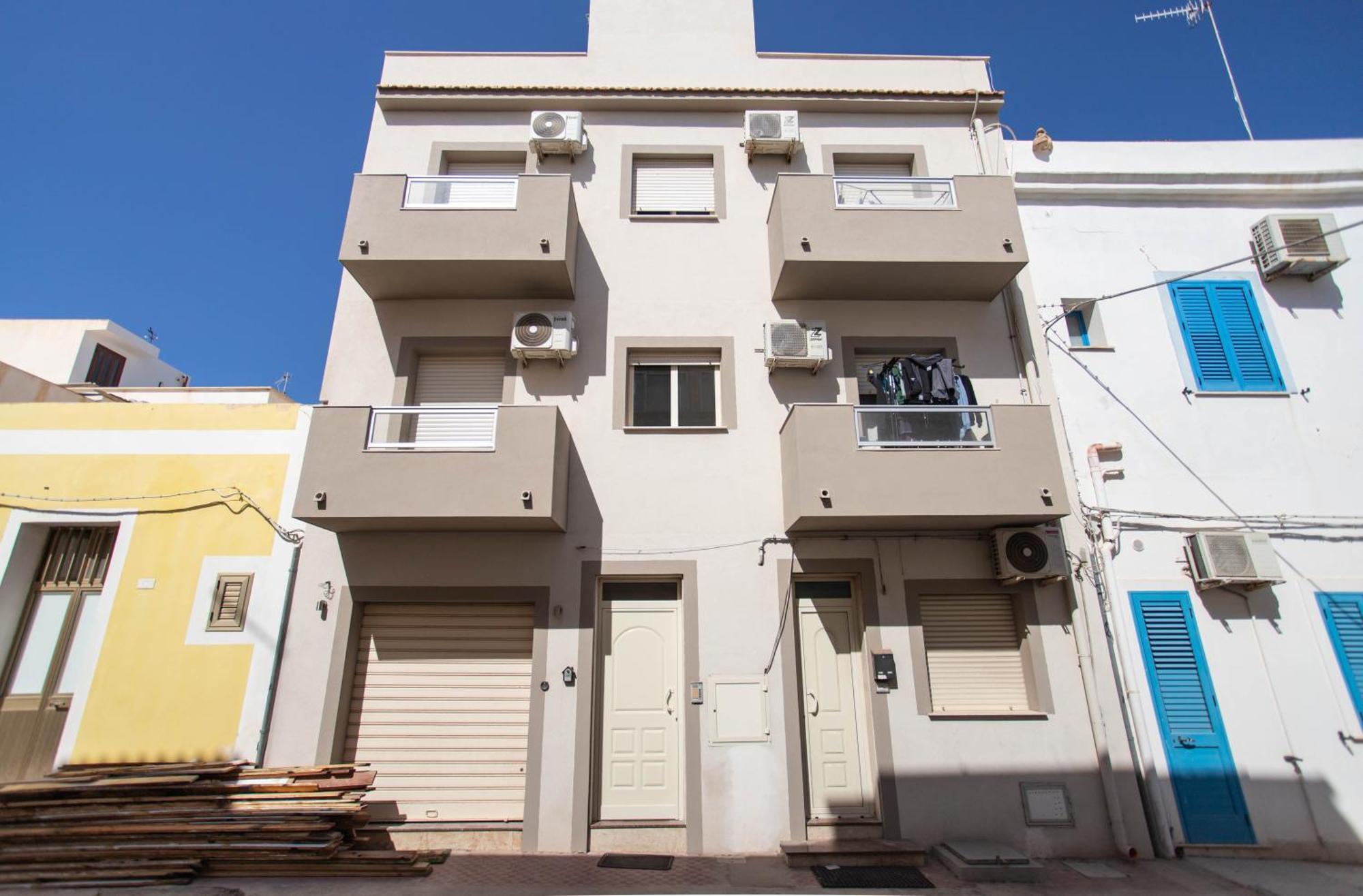 Spuma Di Mare Apartment Lampedusa Bagian luar foto